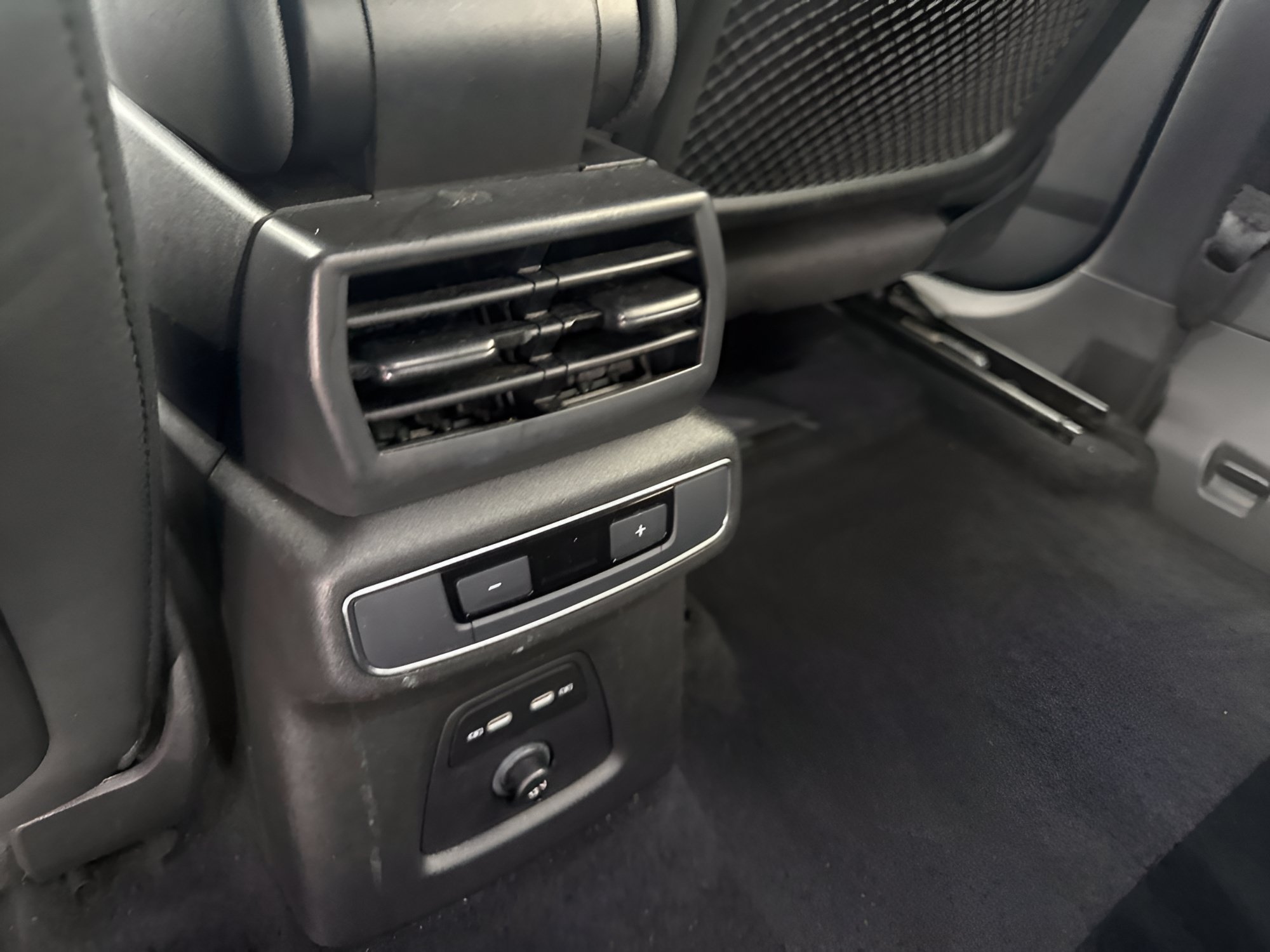 Used 2023 Audi Q4 e-tron Prestige w/ Black Optic Package AWD/4WD image 17