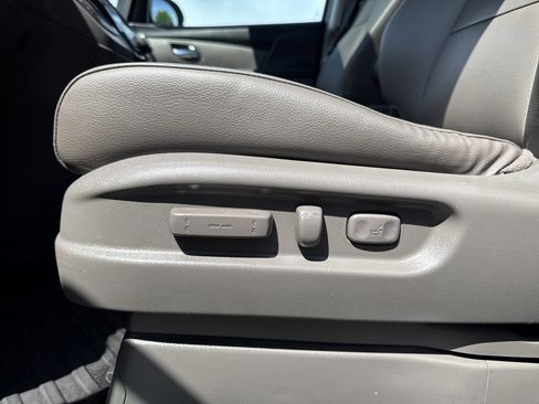 Used 2016 Honda Odyssey EX-L image 15