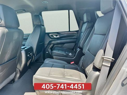 Used 2021 Chevrolet Tahoe LT w/ Luxury Package RWD image 18