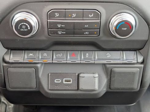 Used 2024 GMC Sierra 1500 Pro w/ Pro Value Package AWD/4WD image 17