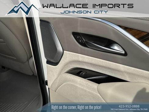 Used 2021 Cadillac Escalade Sport Platinum w/ Heavy-Duty Trailer Package AWD/4WD image 42