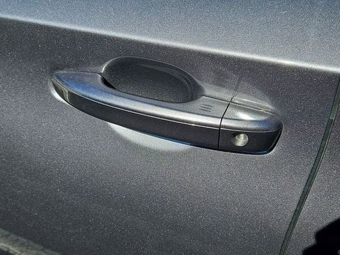 Used 2019 Honda Accord EX image 22