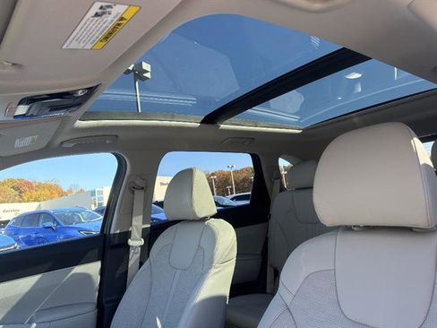 New 2026 Kia Sorento S w/ S Panoramic Sunroof Package image 13