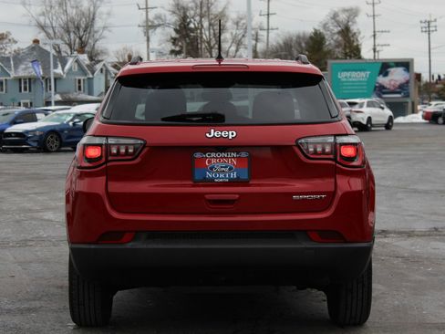 Used 2018 Jeep Compass Sport image 6