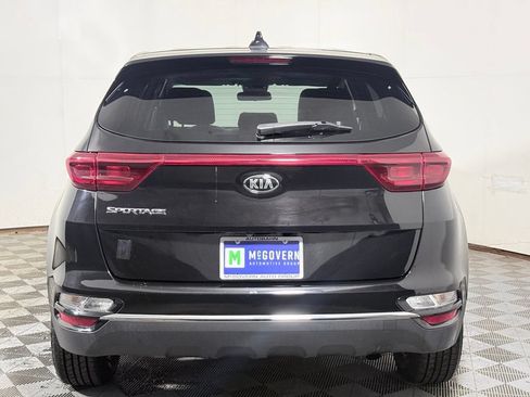 Used 2020 Kia Sportage LX AWD/4WD image 5