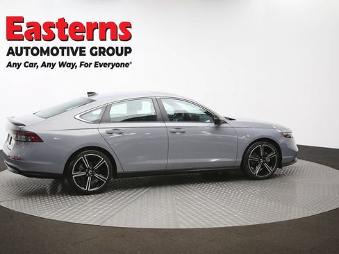 Used 2025 Honda Accord Sport image 44