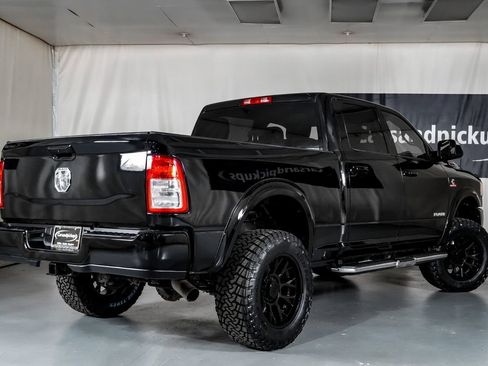 Used 2022 RAM 2500 Big Horn AWD/4WD image 9