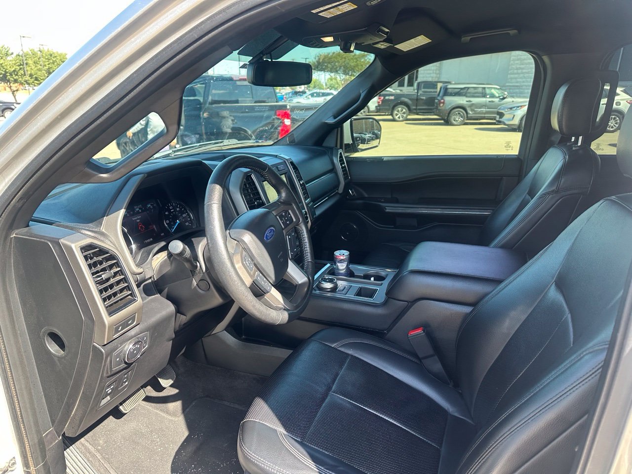 Used 2019 Ford Expedition XLT w/ Equipment Group 202A RWD image 13