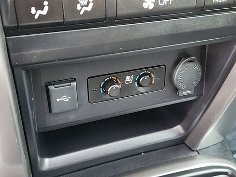 Certified 2021 Toyota 4Runner Limited image 16