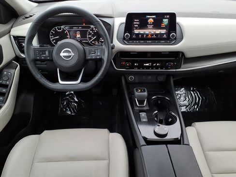 Certified 2023 Nissan Rogue SV w/ SV Premium Package image 11