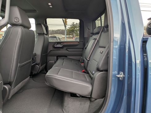 Used 2024 GMC Sierra 2500 Denali w/ Denali Reserve Package image 9