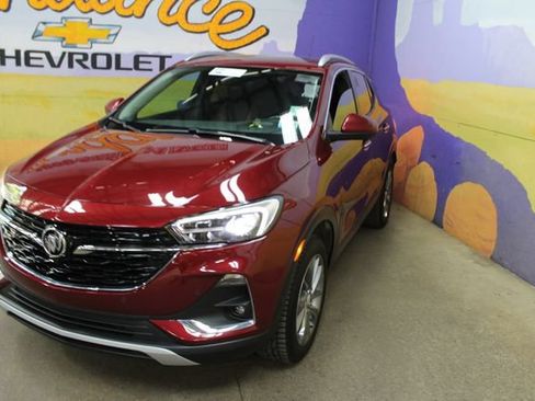 Used 2023 Buick Encore GX Essence w/ Advanced Technology Package AWD/4WD image 4
