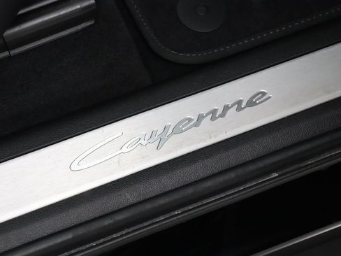 Used 2024 Porsche Cayenne Coupe w/ Premium Package Plus AWD/4WD image 29