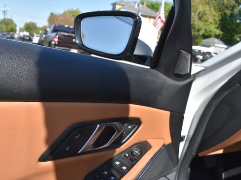 Used 2024 BMW 330i Sedan w/ Convenience Package RWD image 14