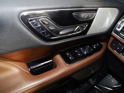 Used 2022 Lincoln Navigator Reserve image 33