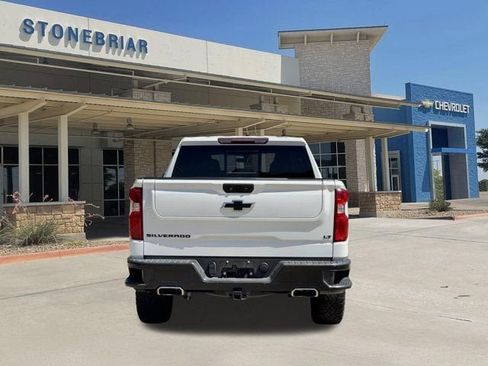Certified 2021 Chevrolet Silverado 1500 LT Trail Boss w/ Convenience Package II AWD/4WD image 6