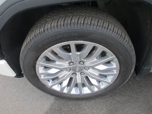 Used 2019 GMC Sierra 1500 Denali w/ Denali Ultimate Package image 13