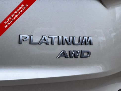 New 2026 Nissan Rogue Platinum w/ Platinum Premium Package AWD/4WD image 2