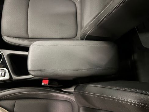 Certified 2020 Buick Encore GX Preferred w/ Cold Weather Comfort Package AWD/4WD image 26