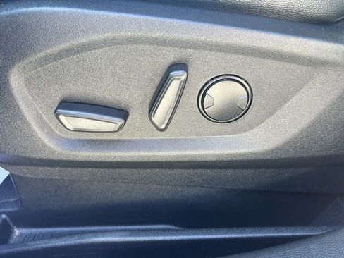 Used 2024 Ford Edge Titanium image 20