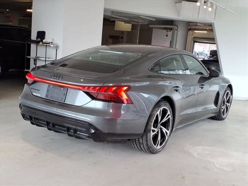 Used 2024 Audi e-tron GT Premium Plus w/ Performance Package image 4