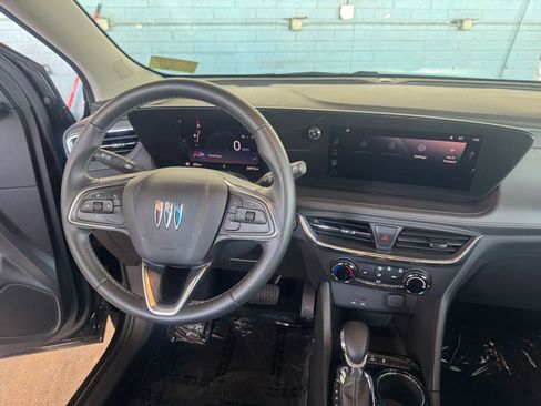 Used 2025 Buick Encore GX Preferred image 32