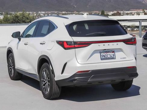 Used 2025 Lexus NX 250 FWD w/ Premium Package image 4