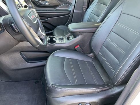 Used 2024 GMC Terrain Denali w/ Denali Premium Package image 13