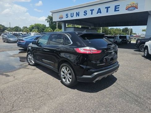 Certified 2024 Ford Edge Titanium AWD/4WD image 4