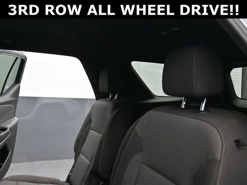 Used 2023 Chevrolet Traverse LT AWD/4WD image 12