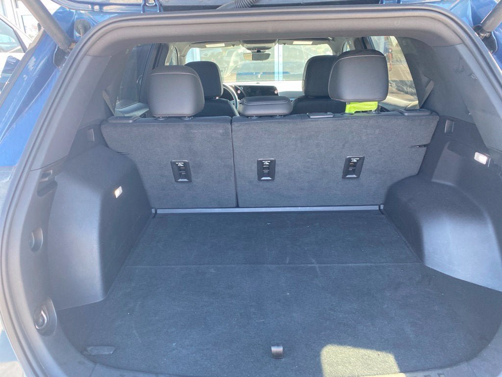 Used 2025 Chevrolet Equinox LT w/ Convenience Package II AWD/4WD image 4