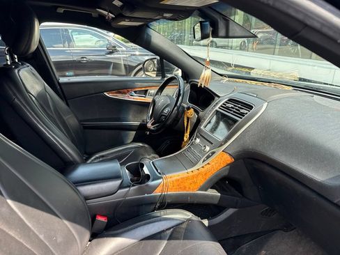 Used 2018 Lincoln MKX Reserve w/ Lincoln MKX Climate Package AWD/4WD image 6