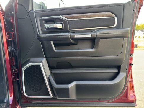 Used 2019 RAM 2500 Laramie image 26