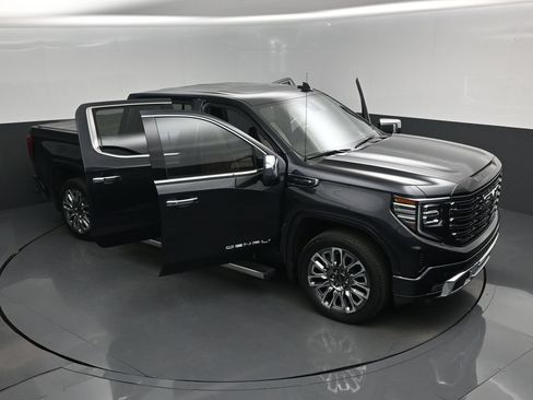 Used 2026 GMC Sierra 1500 Denali Ultimate AWD/4WD image 19