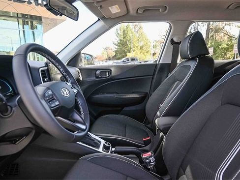 New 2026 Hyundai Venue SEL image 15
