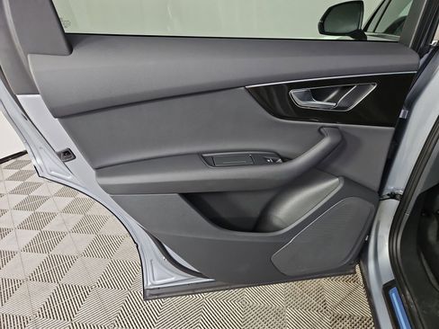 Certified 2025 Audi Q7 3.0T Premium image 41