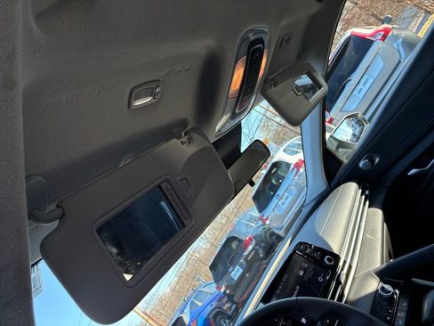 Used 2022 Hyundai Elantra SEL w/ Convenience Package image 37