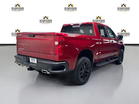 Used 2026 Chevrolet Silverado 1500 LT Trail Boss w/ LT Trail Boss Premium Package AWD/4WD image 6