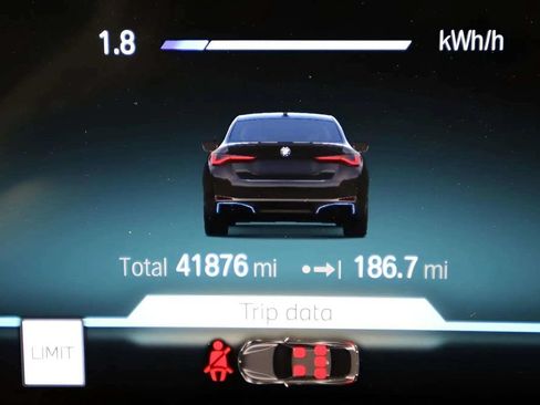 Used 2023 BMW i4 eDrive35 w/ Premium Package RWD image 28