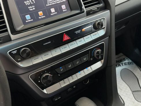 Used 2018 Hyundai Sonata SE FWD image 29