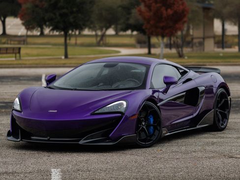 Used 2019 McLaren 600LT Rare MSO Mauvine Blue Tons of image 3