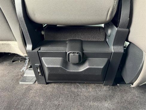 Used 2018 Ford F150 XLT w/ Equipment Group 302A Luxury image 19