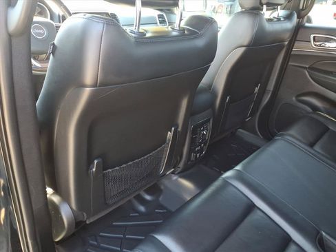 Used 2021 Jeep Grand Cherokee Limited AWD/4WD image 15