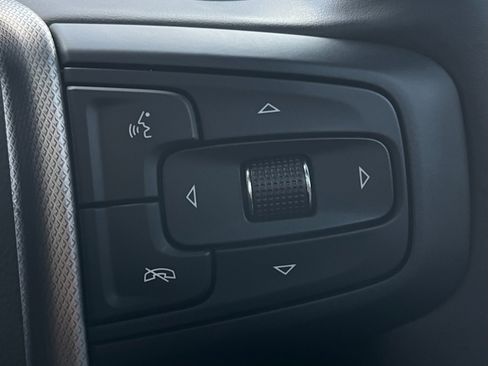 Used 2024 GMC Yukon XL Denali image 62