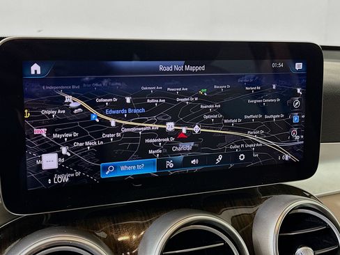 Used 2022 Mercedes-Benz GLC 300 w/ Multimedia Package Lite image 22