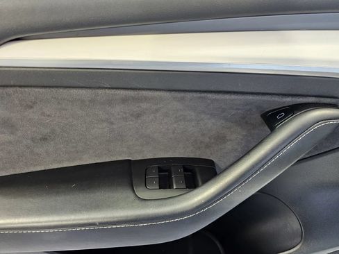 Used 2022 Tesla Model 3 RWD image 13