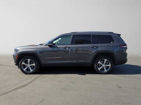 Used 2023 Jeep Grand Cherokee L Limited w/ Rear Seat Video Group I AWD/4WD image 6