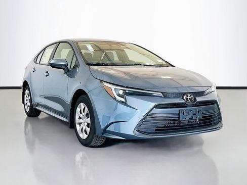 New 2026 Toyota Corolla LE FWD image 3