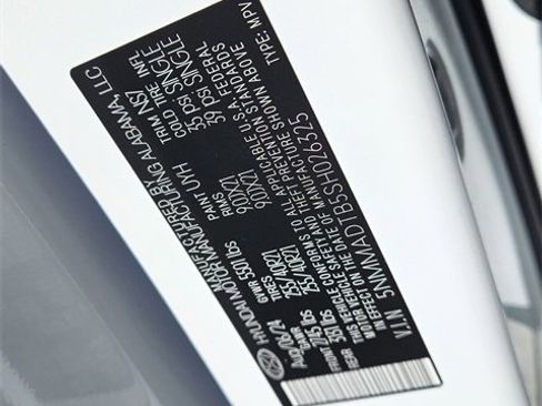 Used 2025 Genesis GV70 2.5T w/ Sport Prestige Package image 20