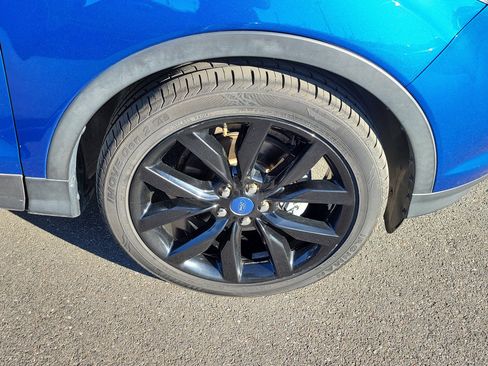 Used 2018 Ford Escape SE w/ SE Sport Appearance Package image 40